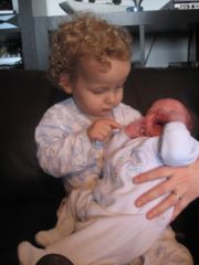 Alors, c'est ça qu'il y avait dans le ventre de maman ?!