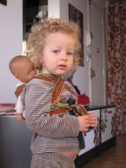 Le porte poupée, mar. 2011 Le porte poupée