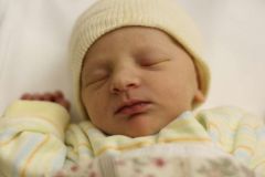 Louise qui dort encore...